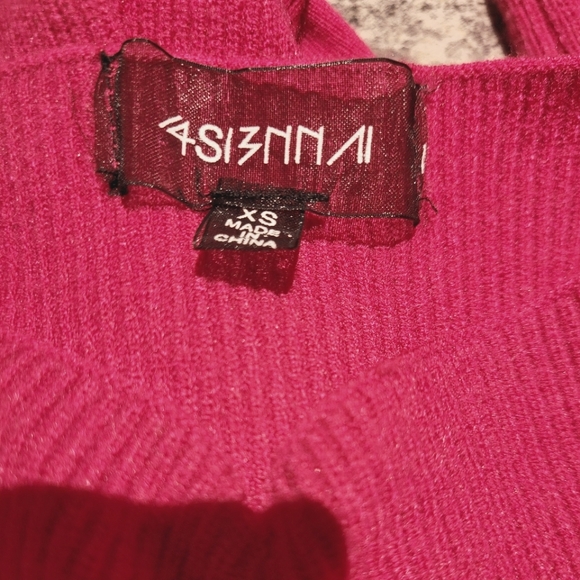 4SI3NNA – Olivia Tie Waist Sweater Mini Dress in Fushia, size XS - Picture 4 of 7